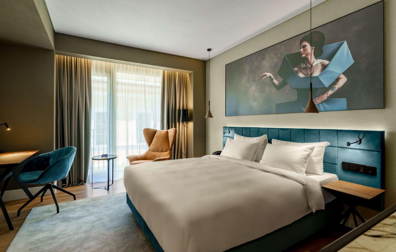Radisson Blu Aurum Hotel, Braşov Buitenkant foto Deluxe room